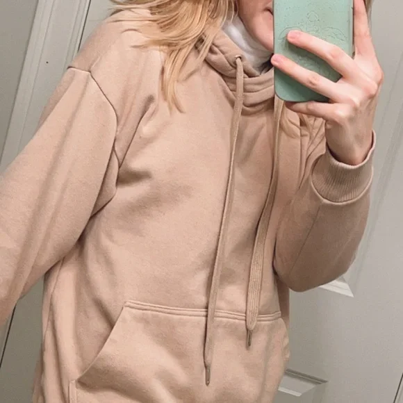 SOLD❤️ Tan Sweatshirt - Cotton - Picture 4 of 5